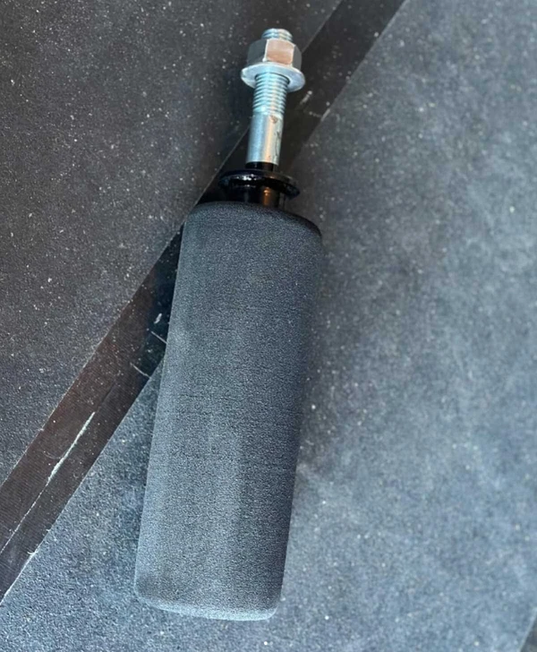 Single Leg Roller Attachment